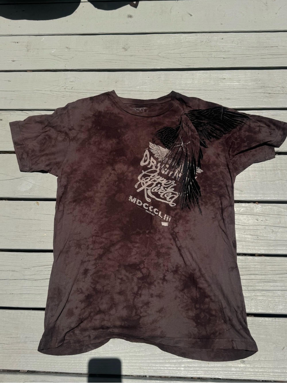 Levi's Brown Tie-Dye Graphic Short Sleeve Tee with Feather Artwork